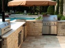 Outdoor Kitchen